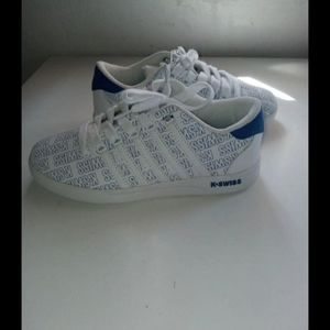 Kswiss shoes size 3